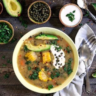  Ajiaco! Une Soupe Crémeuse et Aromatique pour Éveiller Vos Papilles