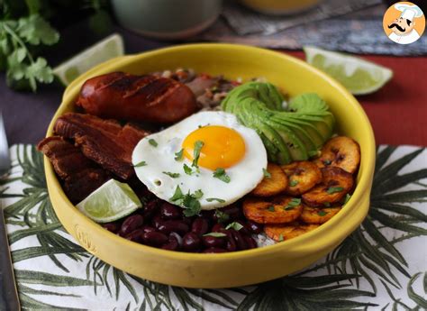  Bandeja Paisa: Une symphonie créole de saveurs épicées et un hommage à la générosité colombienne!