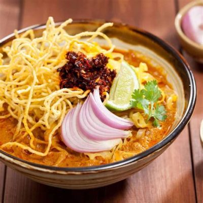 Khao Soi: Un plat thaïlandais épicé et crémeux à Chiang Mai